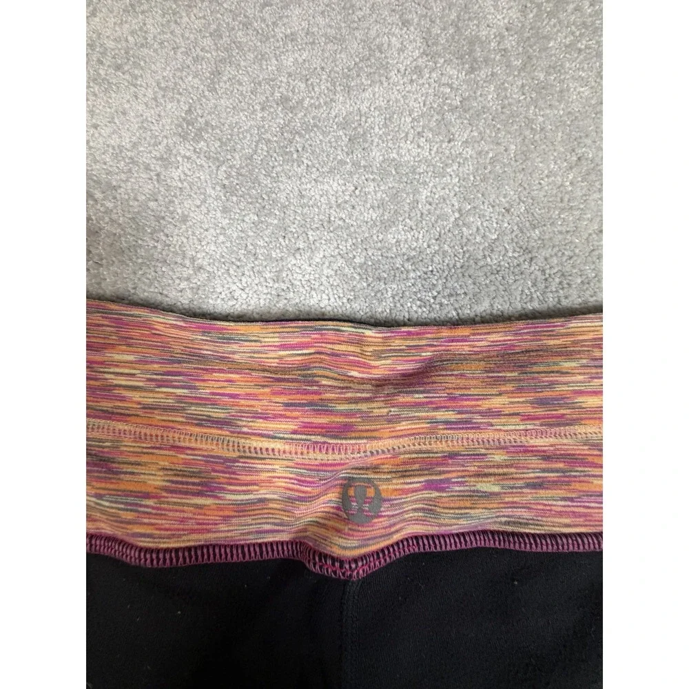 Lululemon Groove Pant Size 6 Black Magnum Dew Berry  Flare Yoga